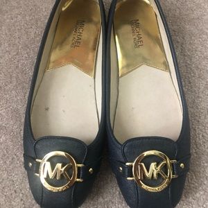 Michael Kors Navy blue flats, Sz 9